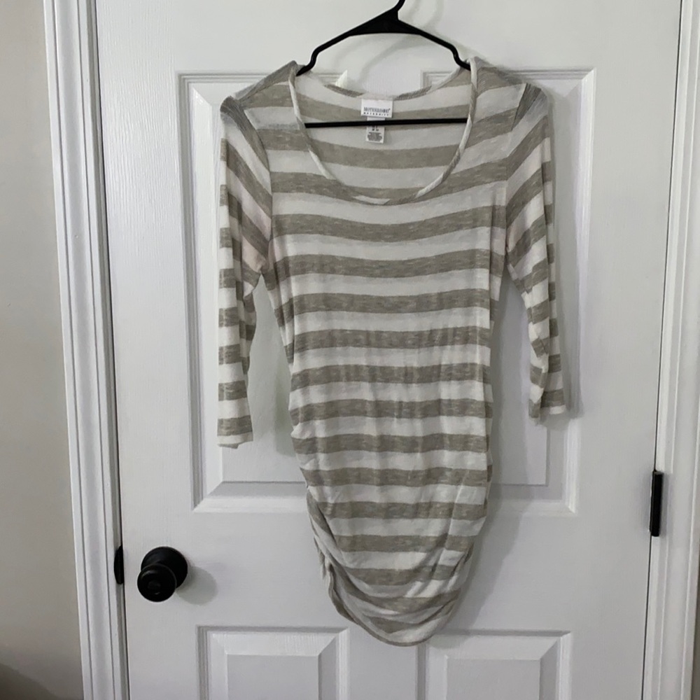 Motherhood maternity half sleeve shirt- small